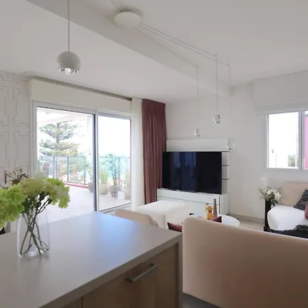 Montecarloseaview & Jacuzzi & Parking #29 *