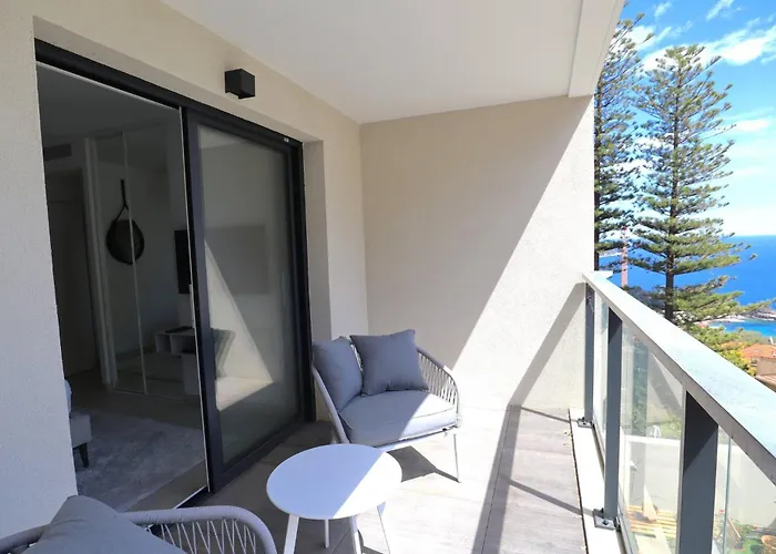 Montecarloseaview & Jacuzzi & Parking #29 *