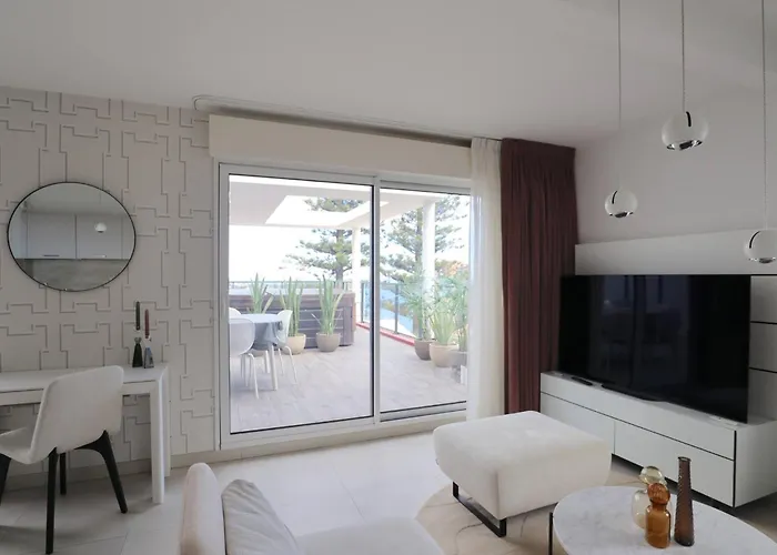 Montecarloseaview & Jacuzzi & Parking #29